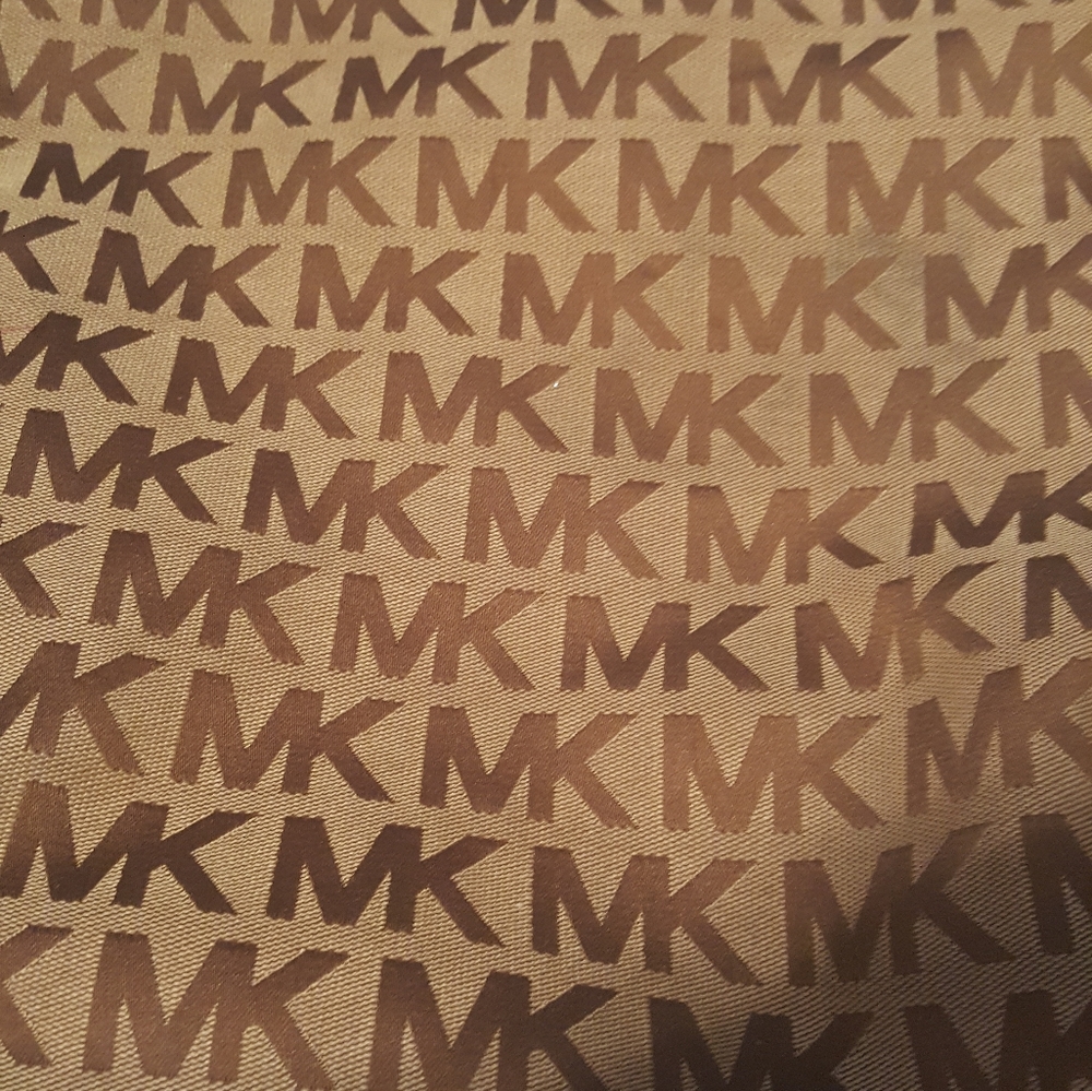 Handbag - Picture 2 of 5